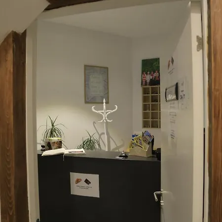 Hostel Bread&breakfast *